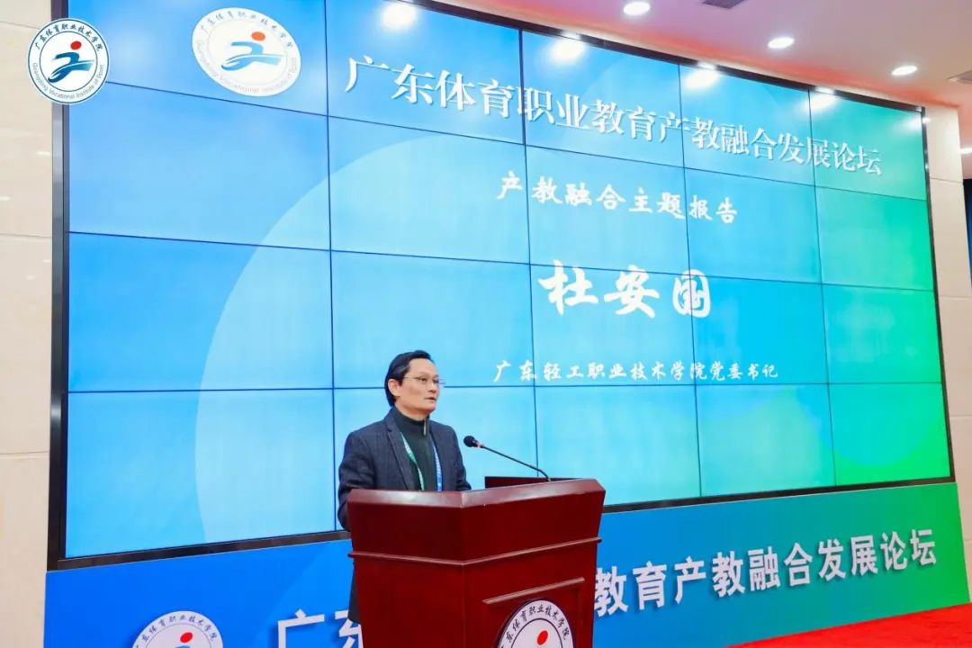 ql-editor-img-center