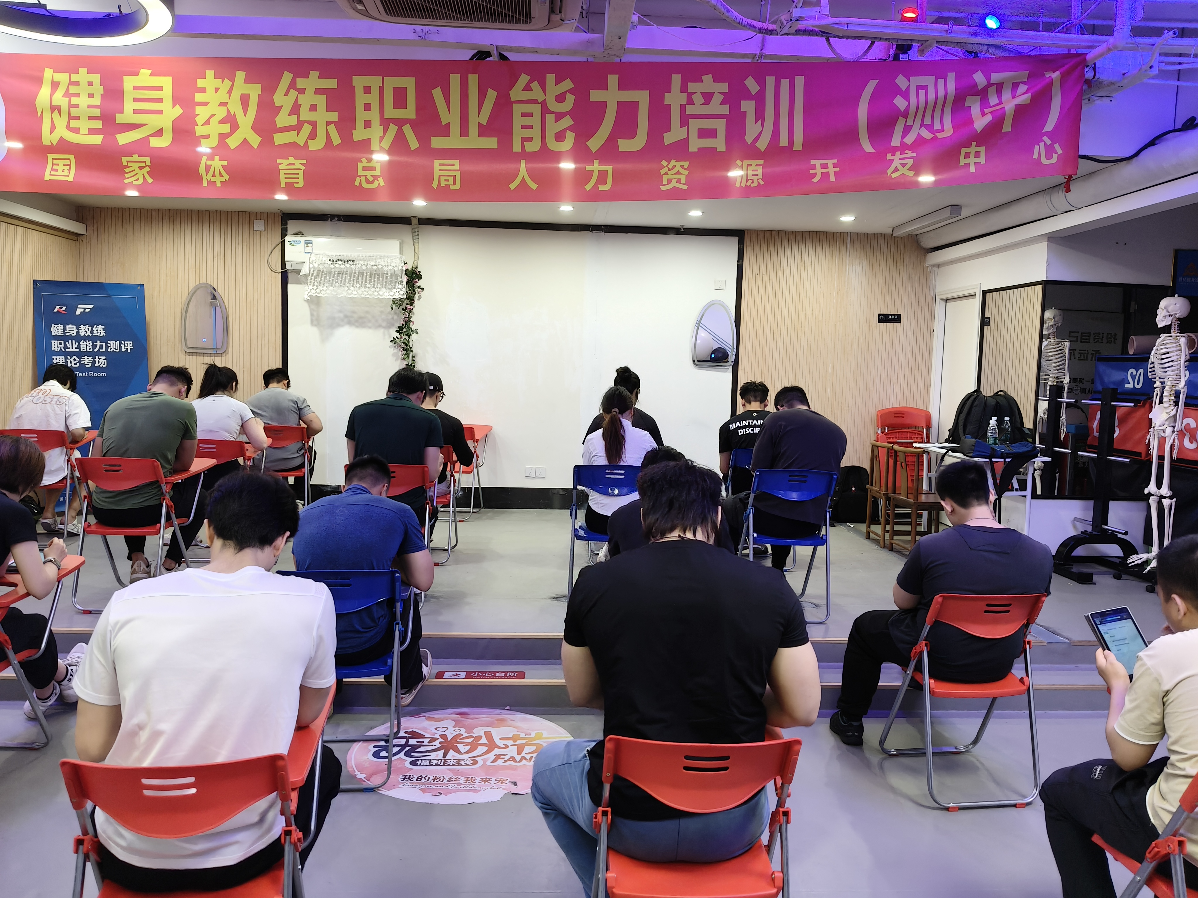 ql-editor-img-center