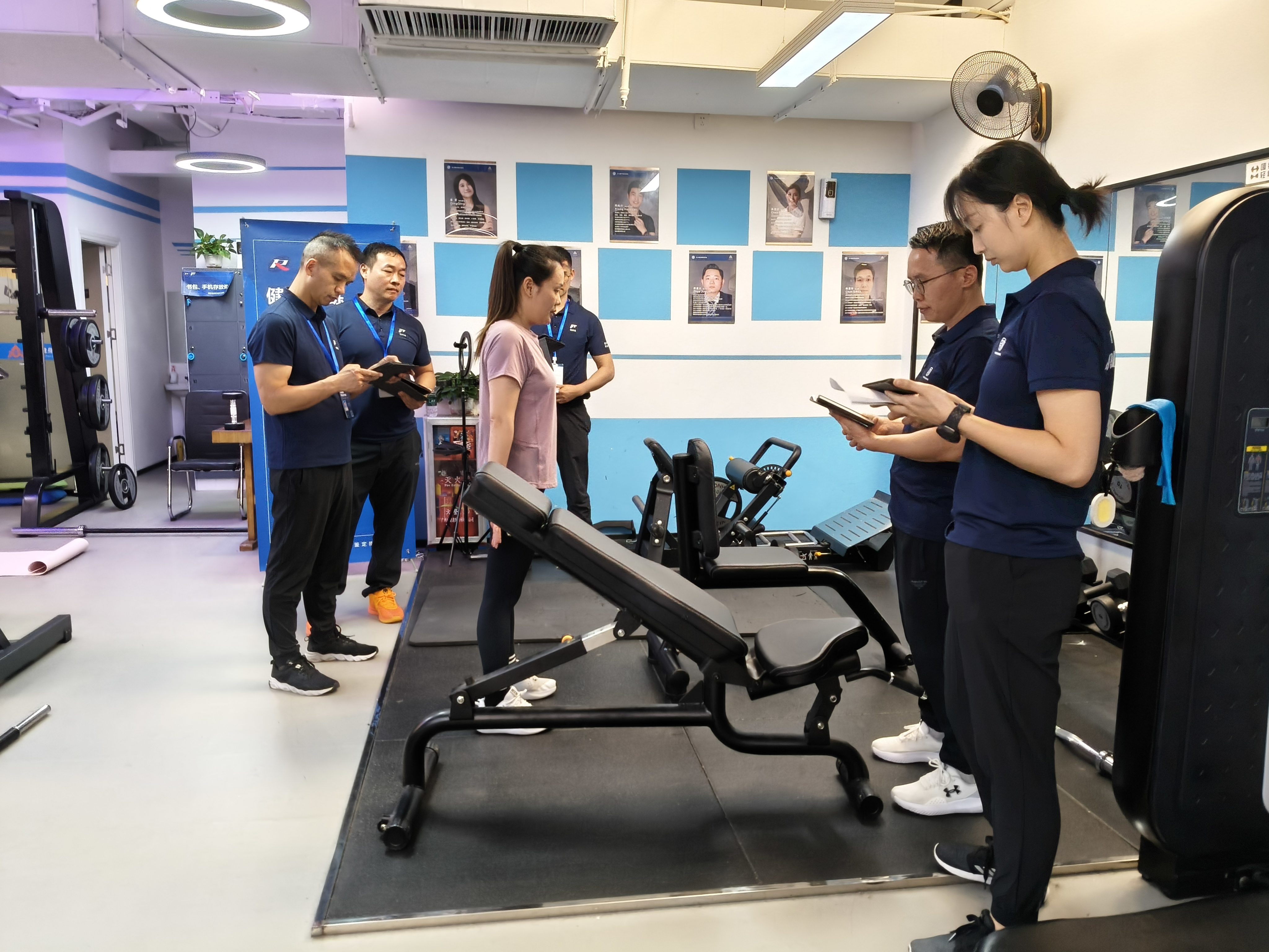 ql-editor-img-center