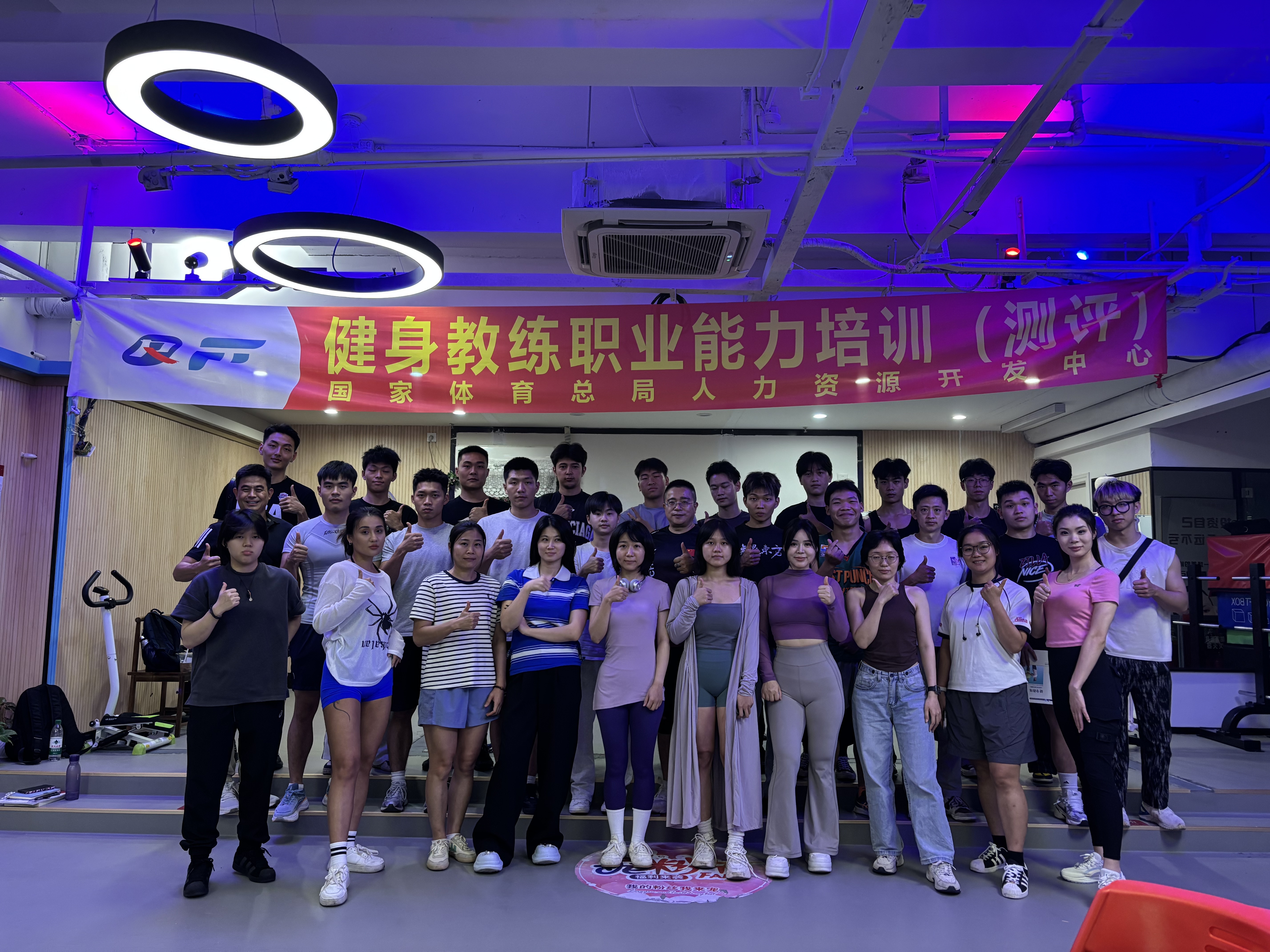 ql-editor-img-center