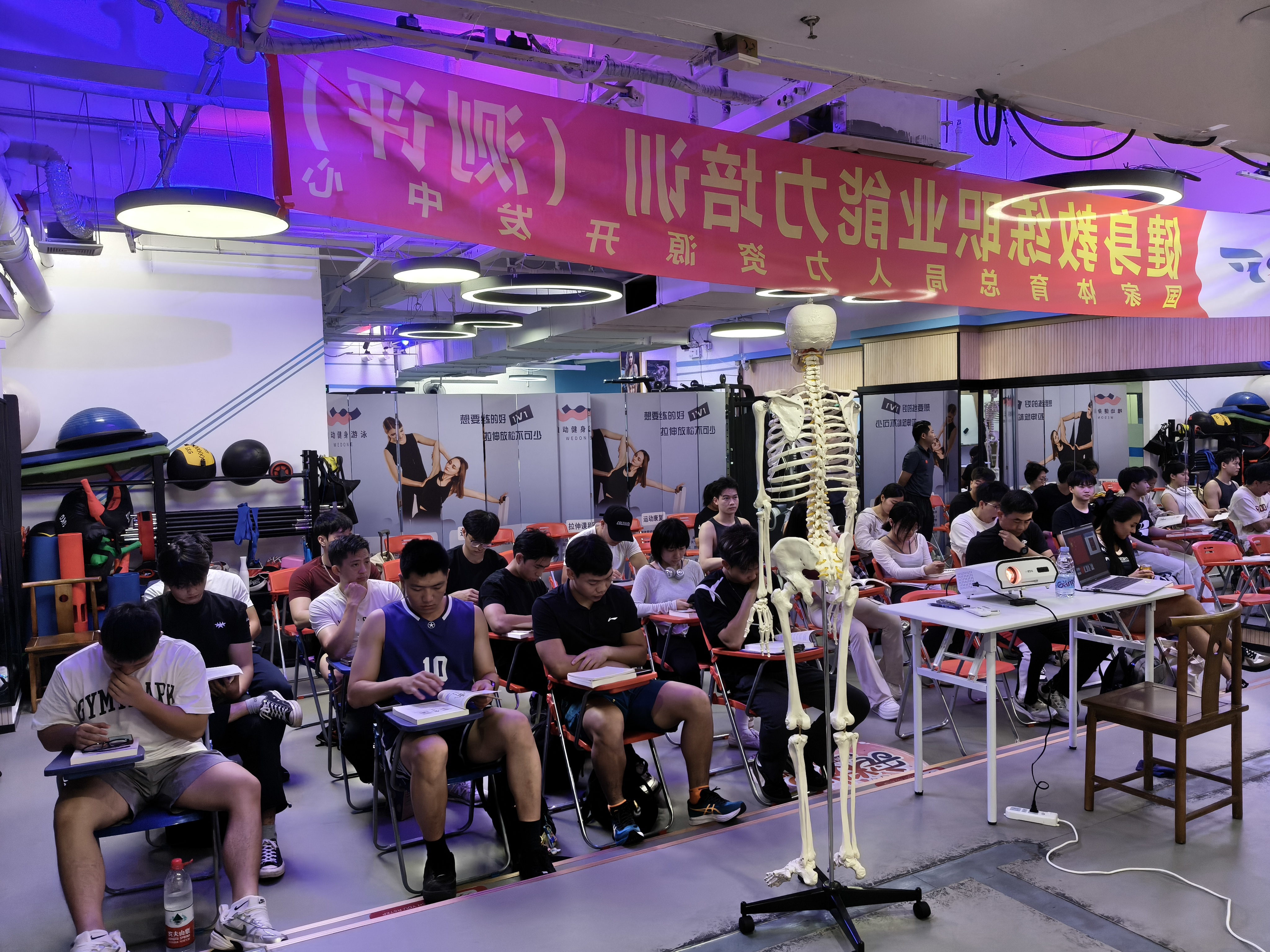 ql-editor-img-center