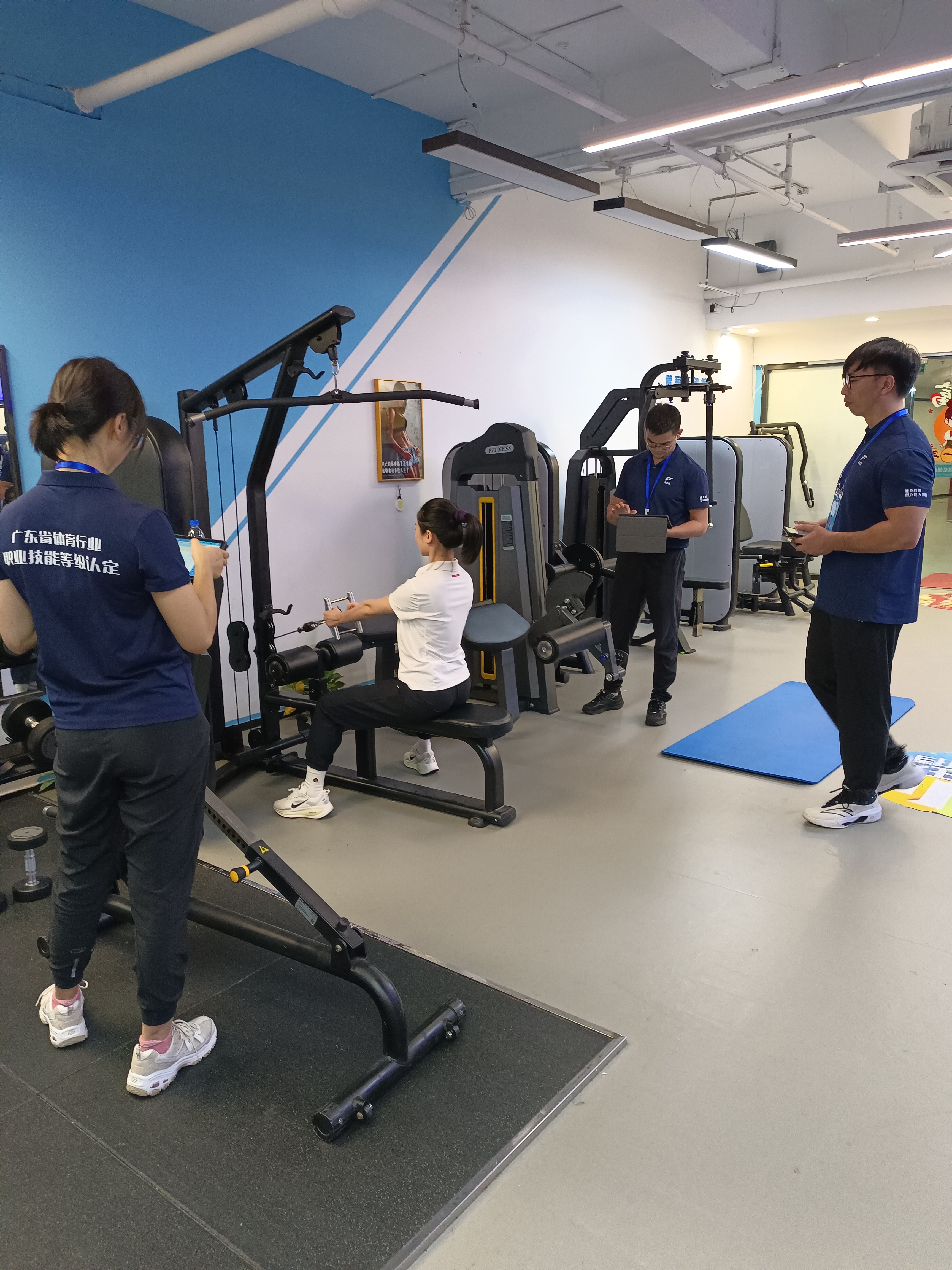 ql-editor-img-center