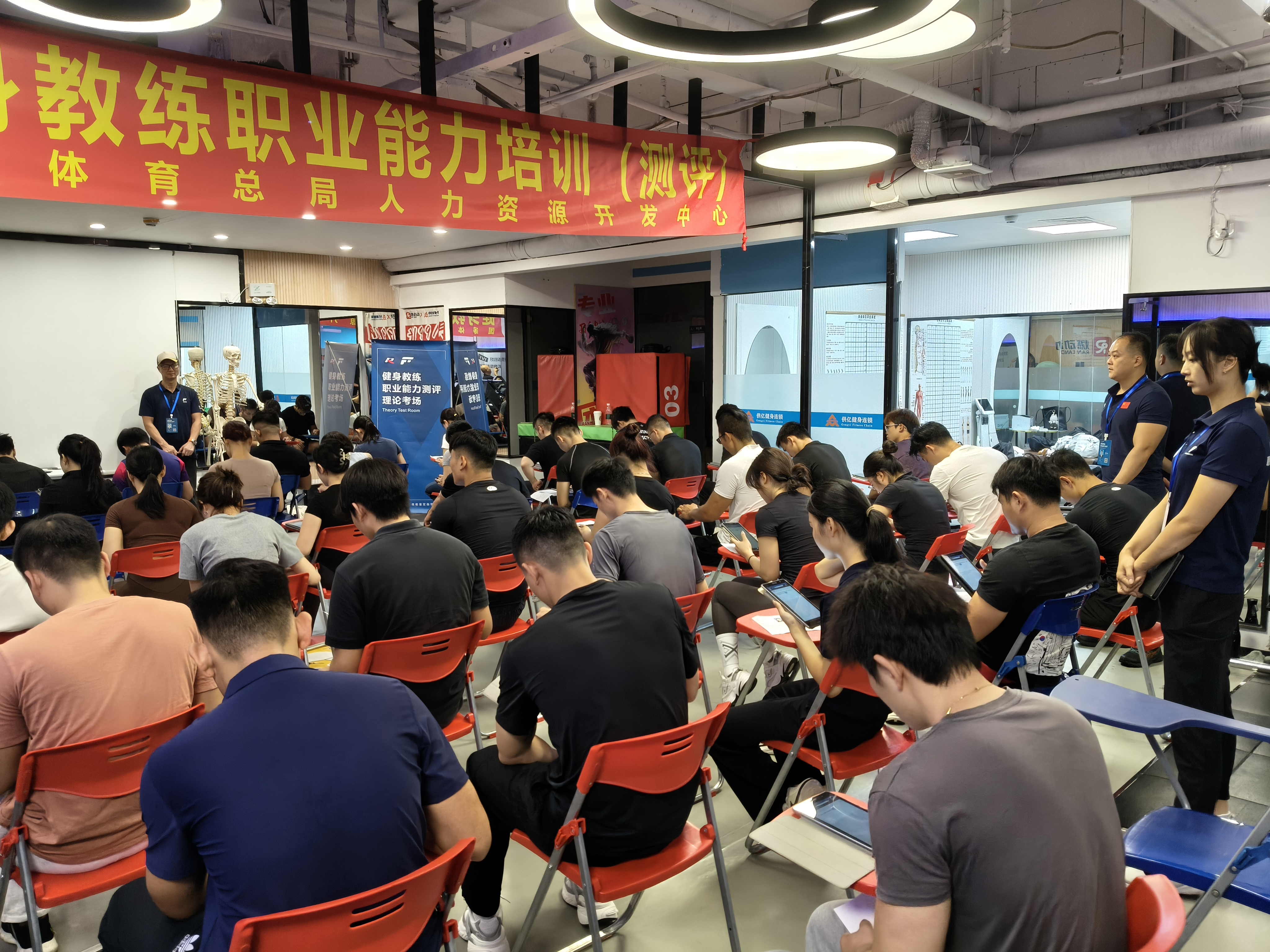 ql-editor-img-center