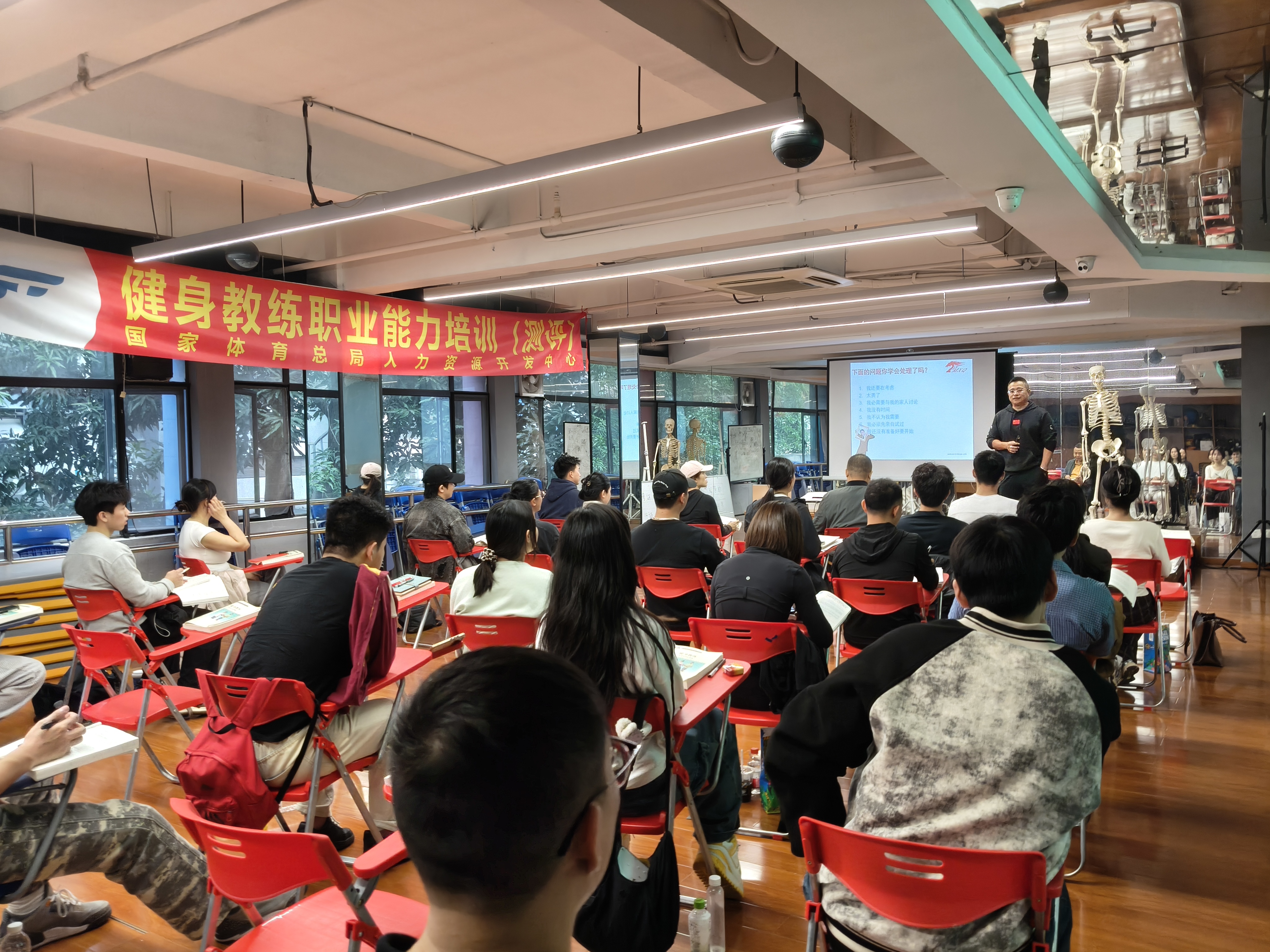 ql-editor-img-center