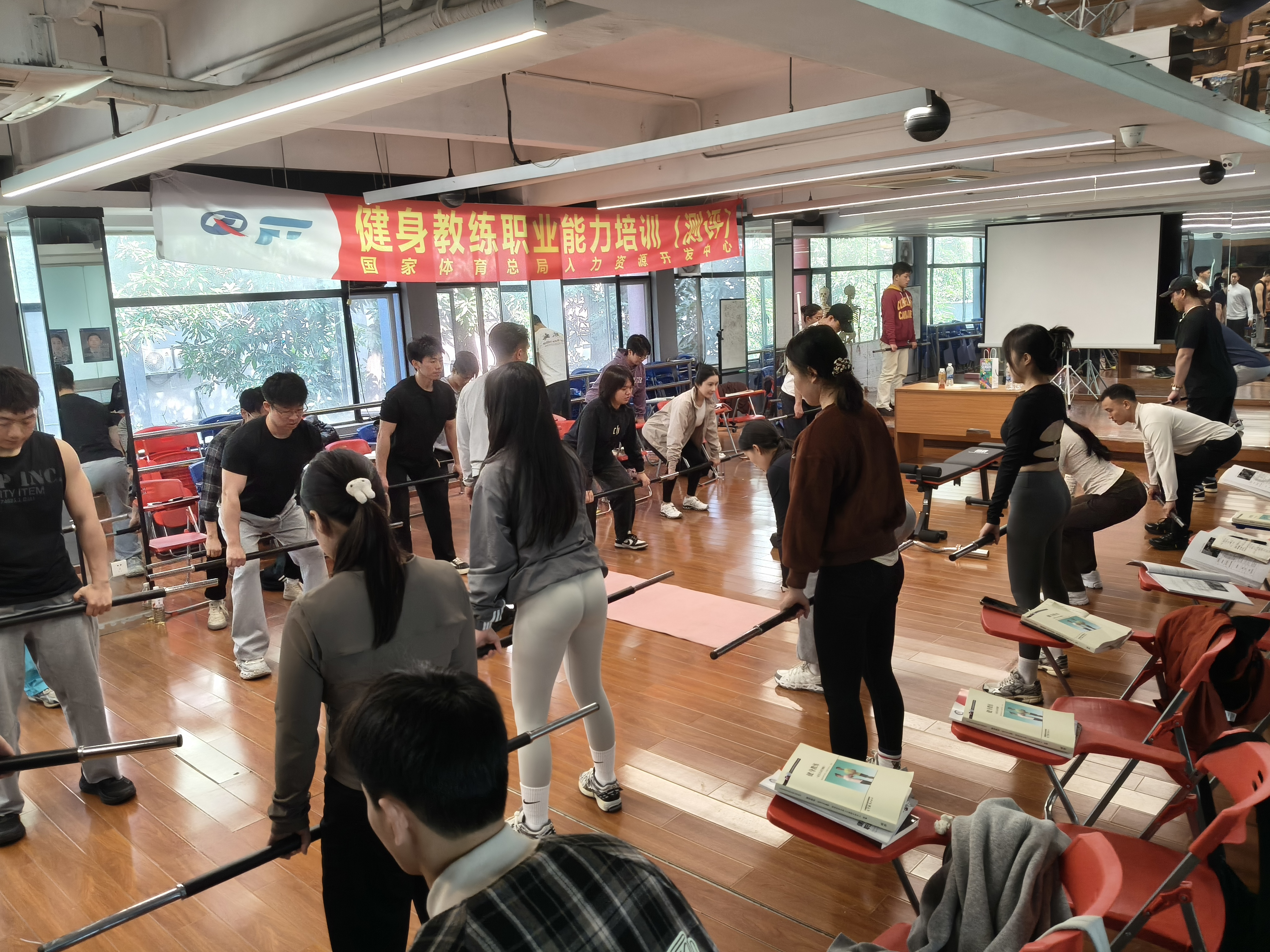 ql-editor-img-center