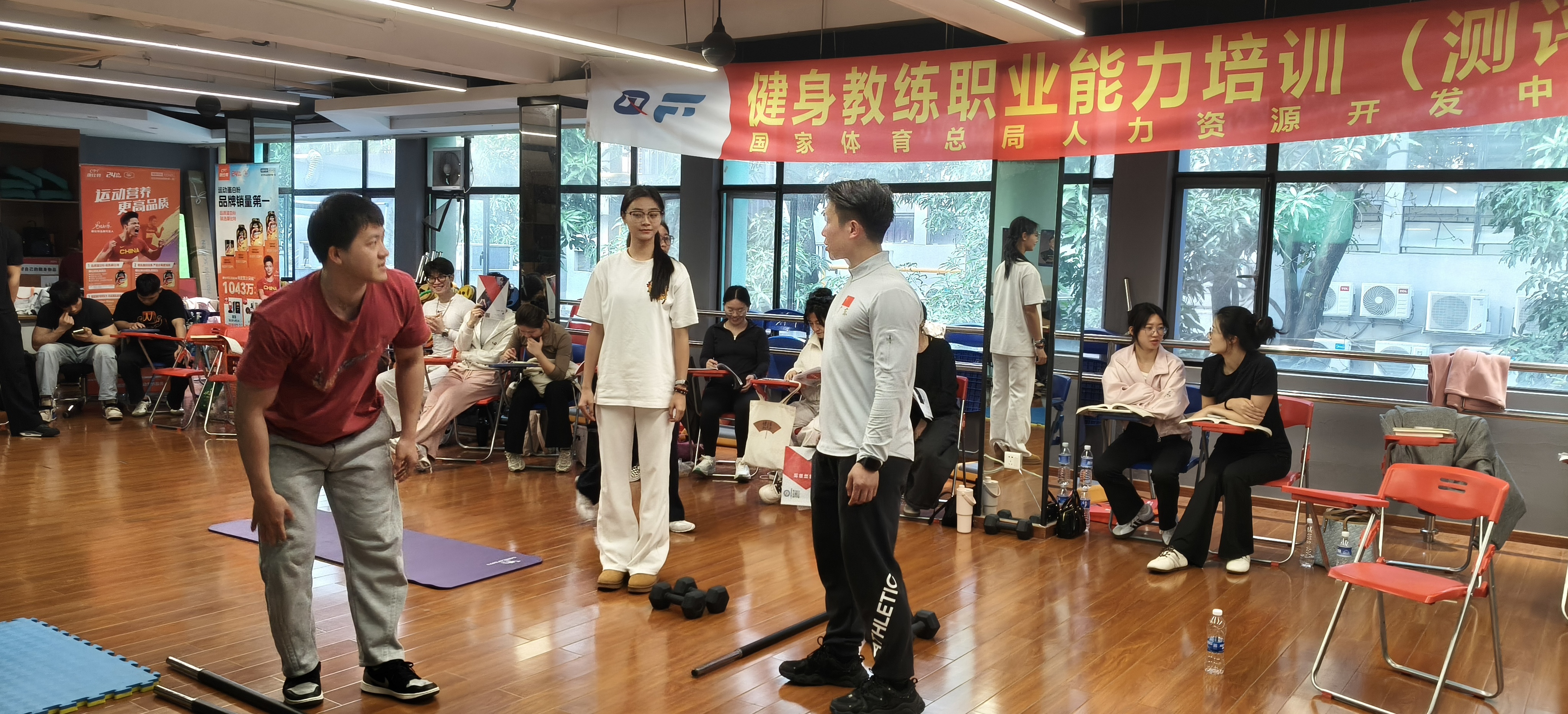 ql-editor-img-center