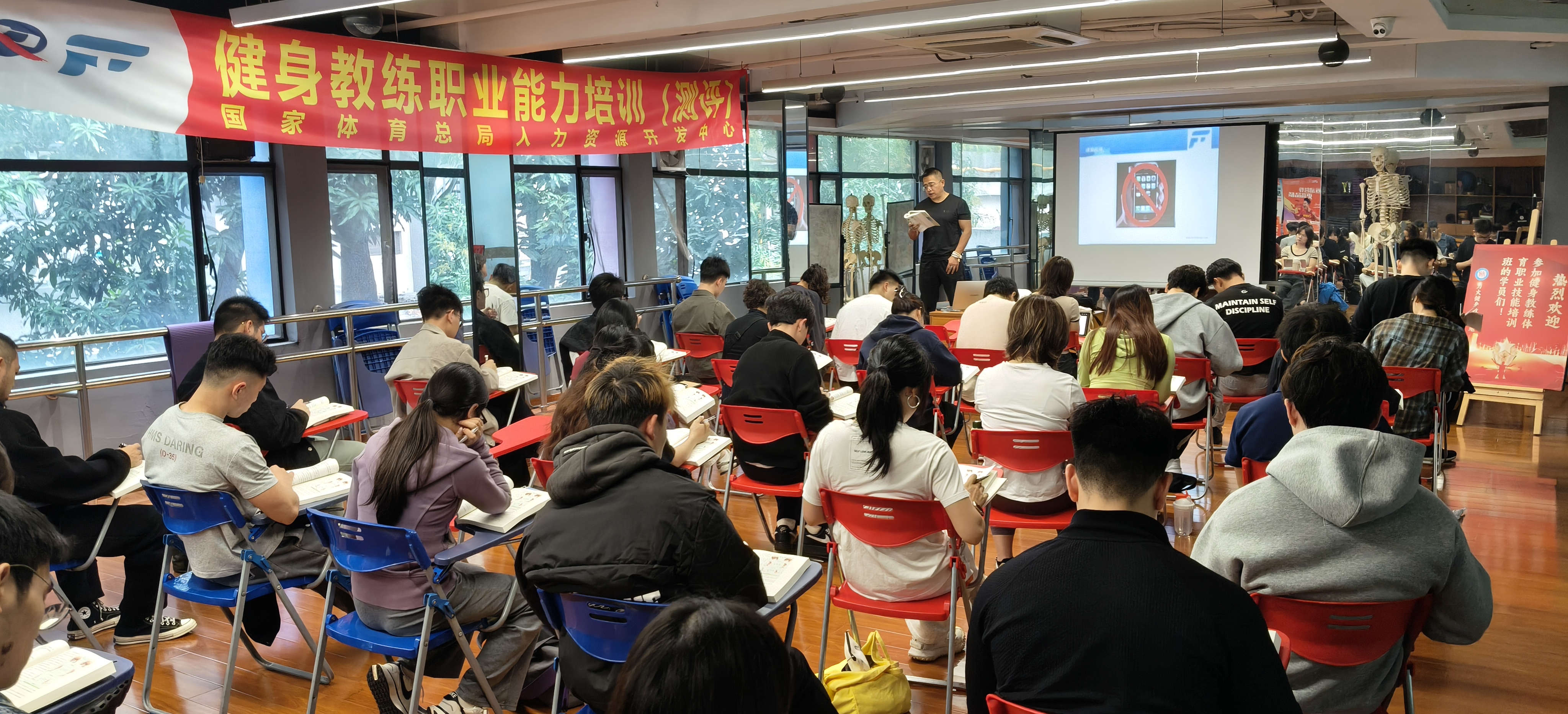 ql-editor-img-center