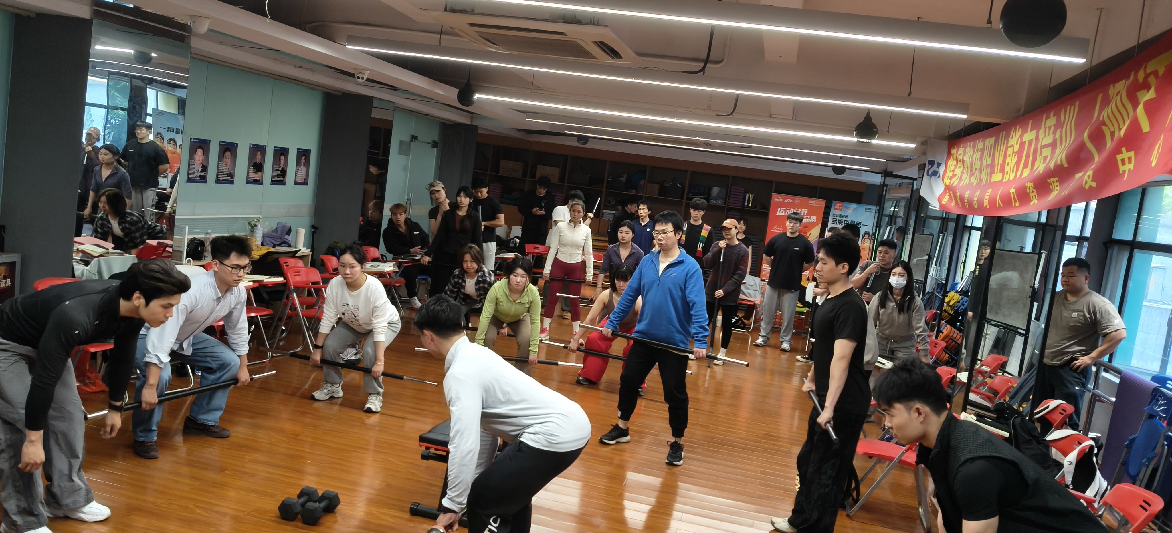 ql-editor-img-center