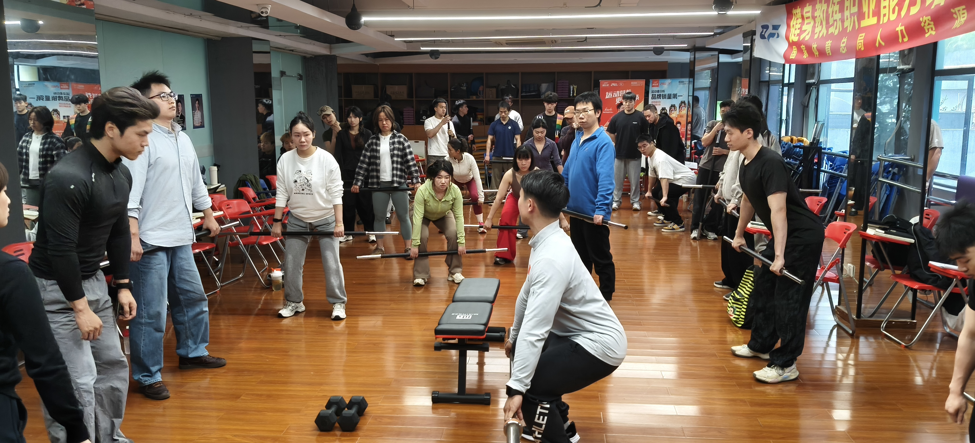 ql-editor-img-center