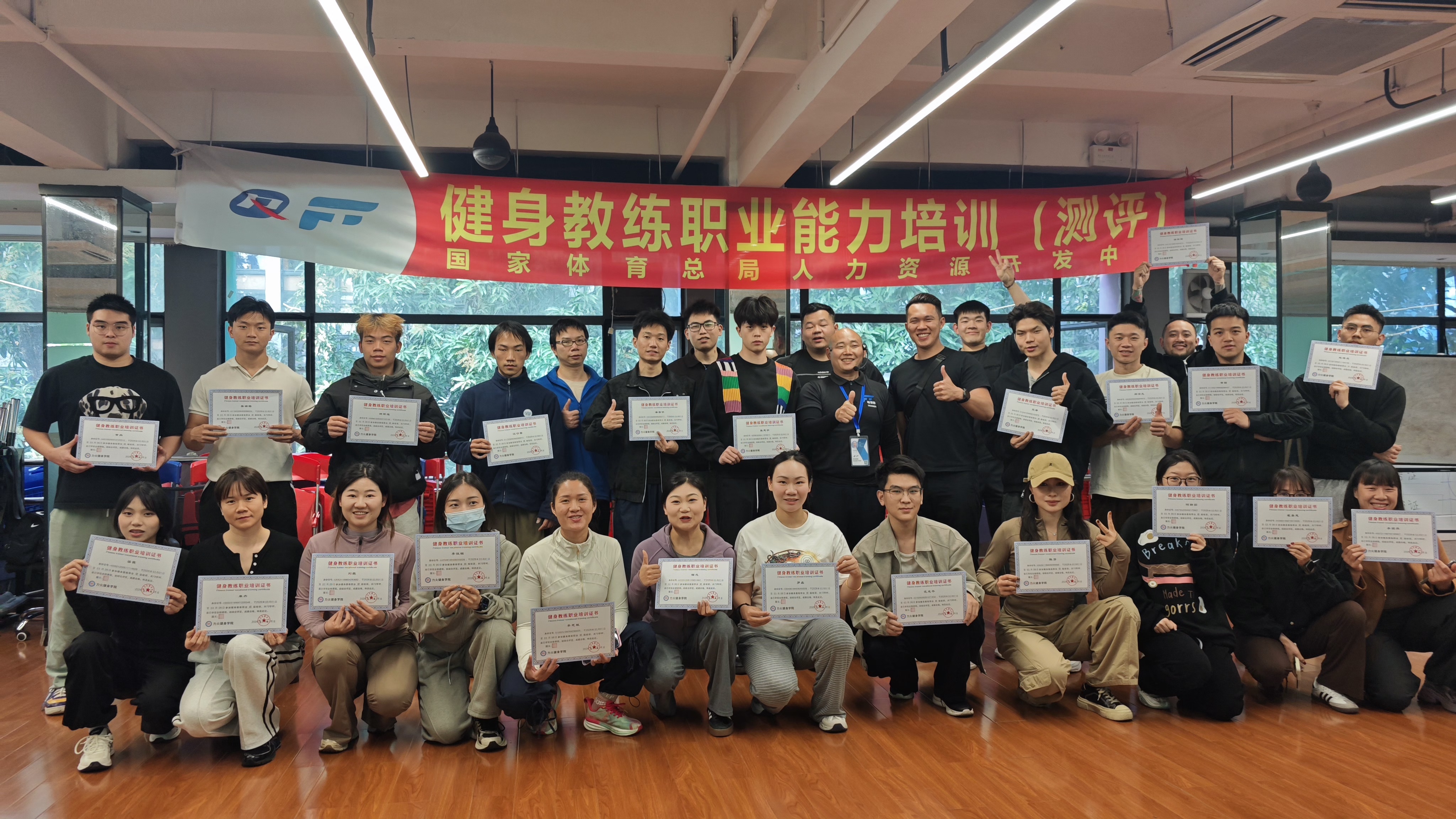 ql-editor-img-center