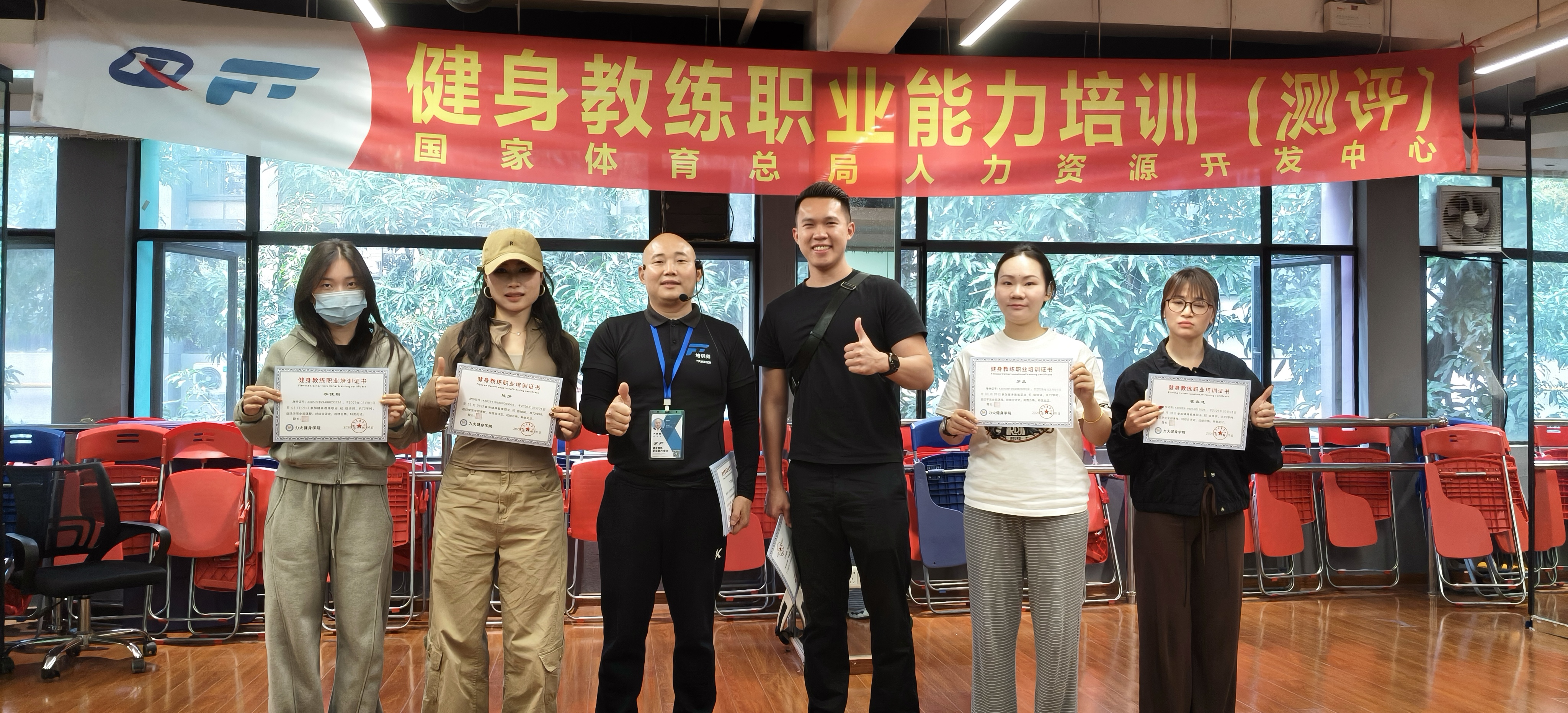 ql-editor-img-center