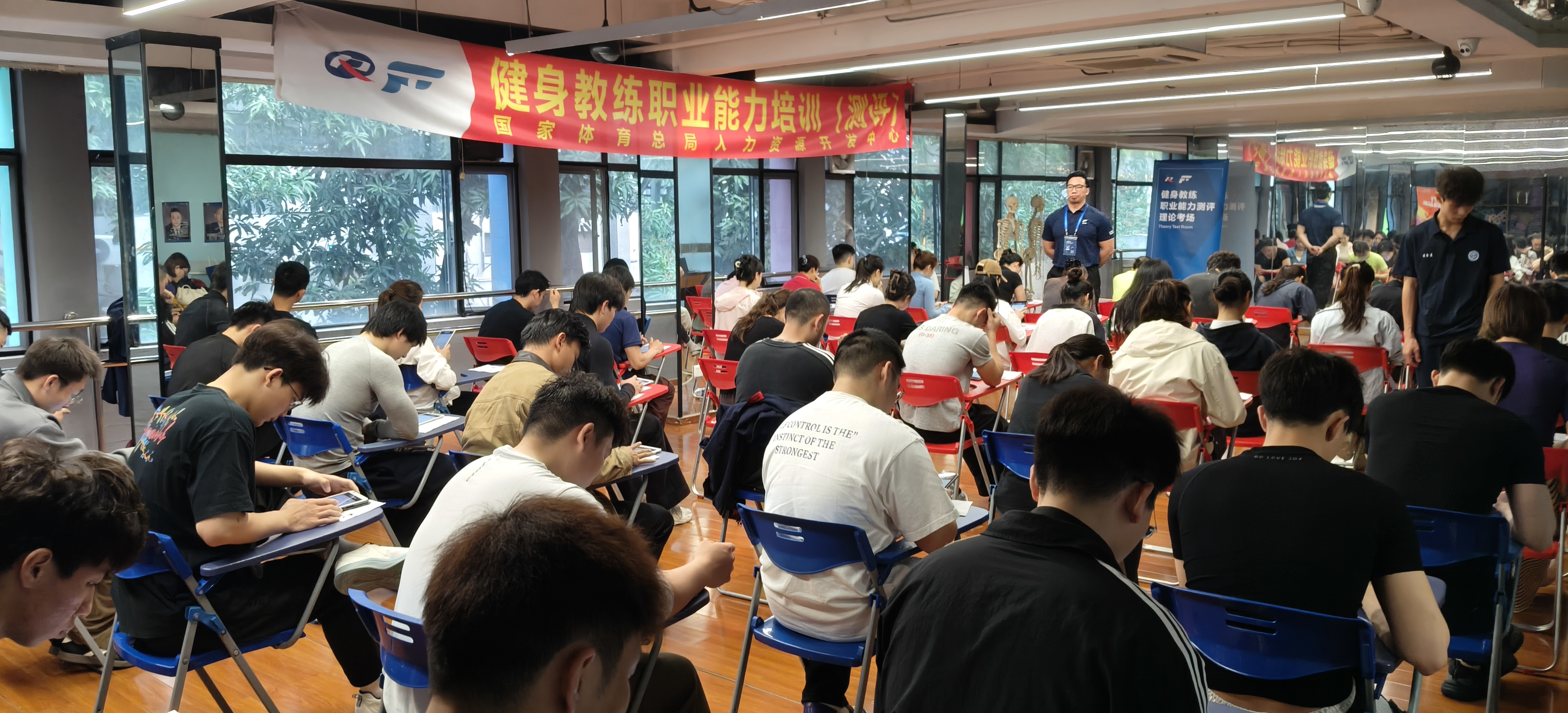 ql-editor-img-center