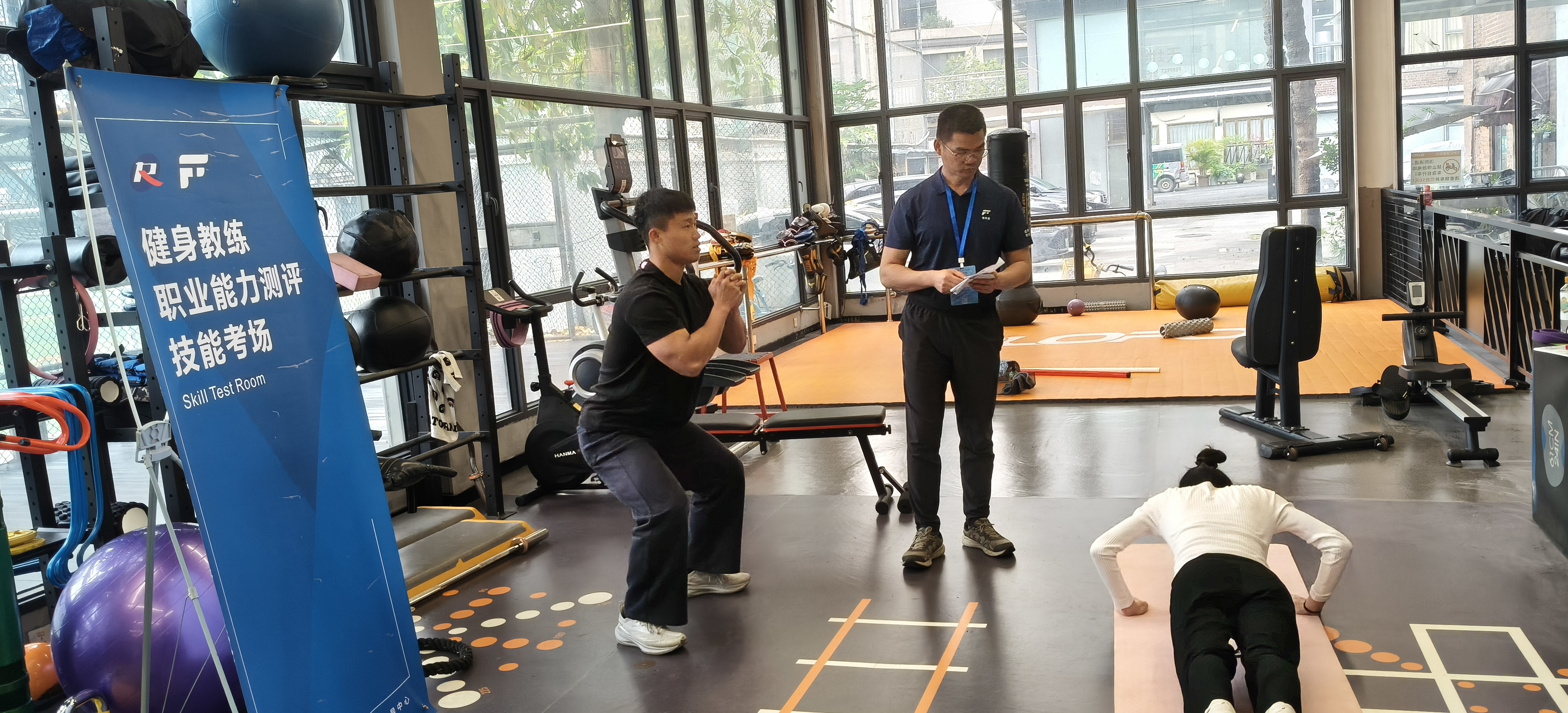 ql-editor-img-center