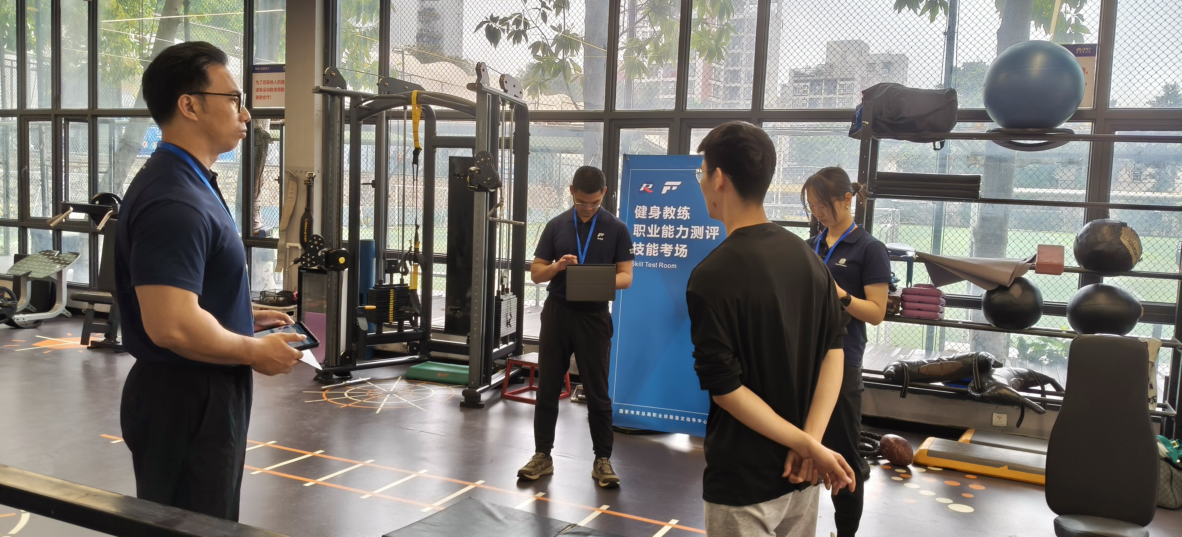 ql-editor-img-center