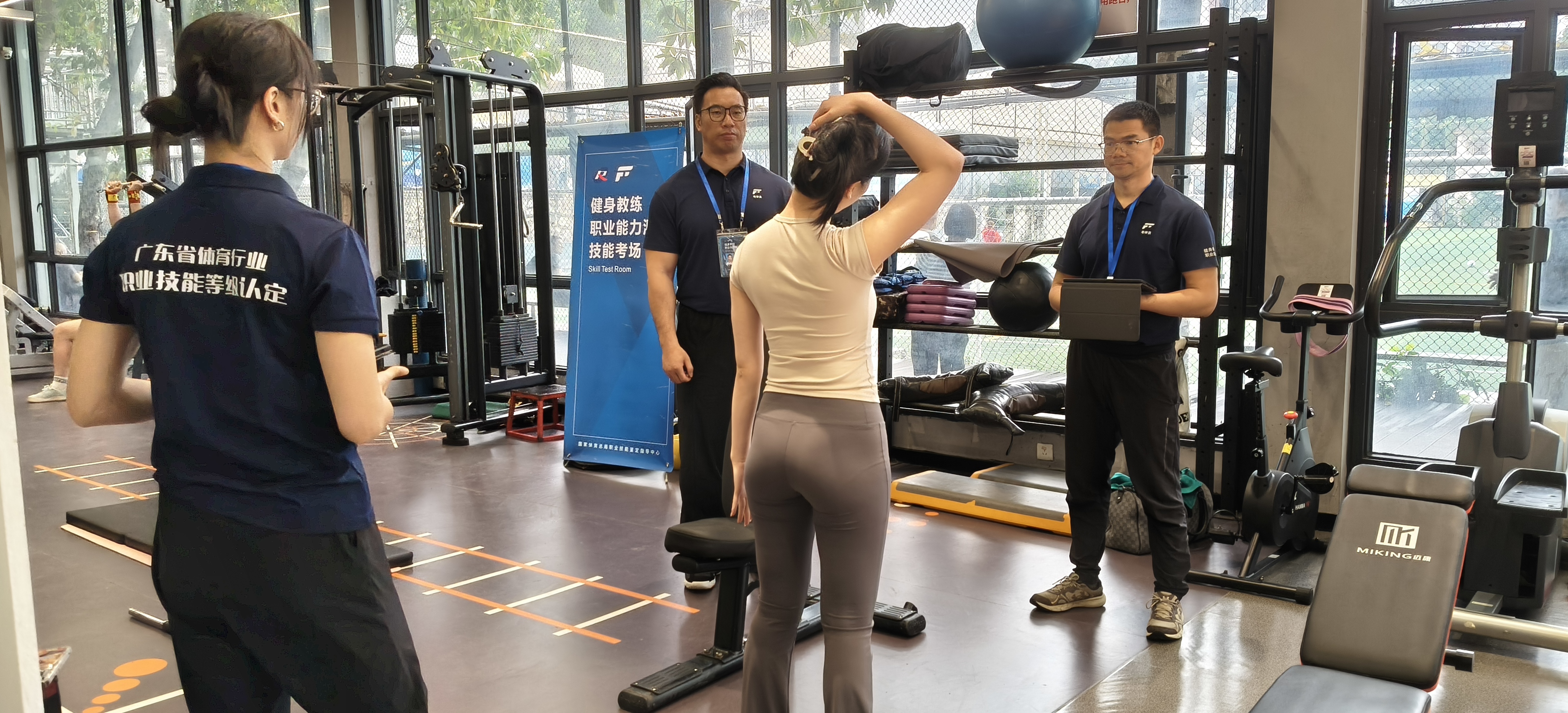 ql-editor-img-center