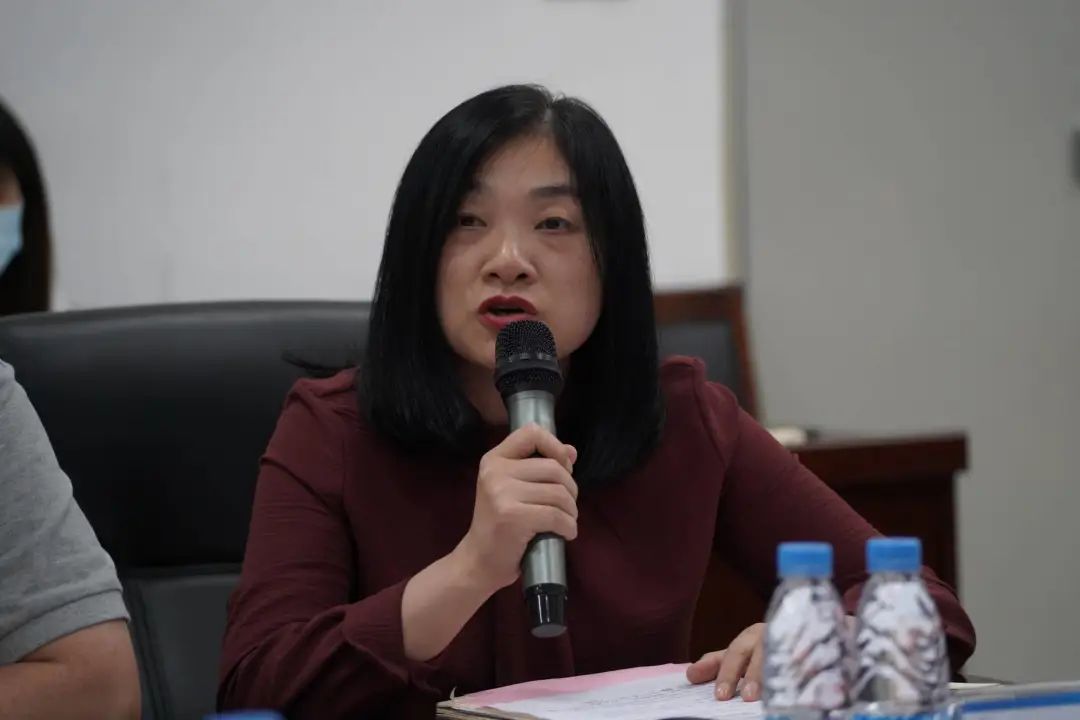 ql-editor-img-center